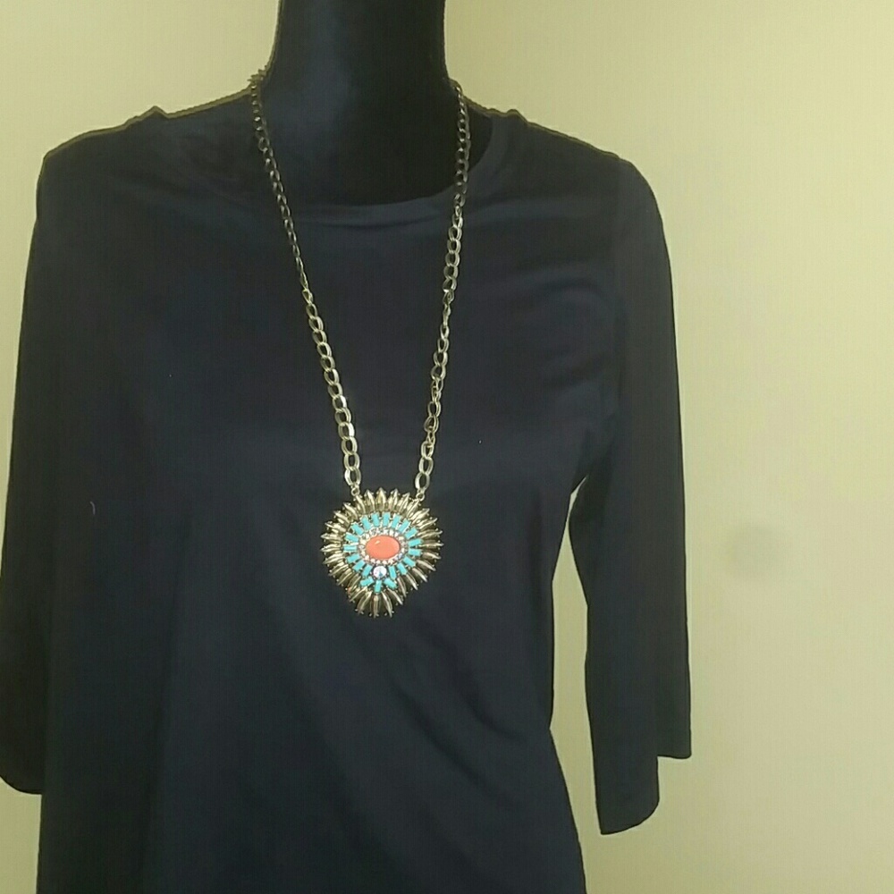 Premier Designs Prismatic necklace